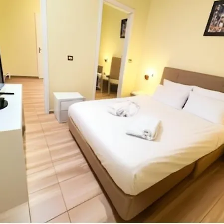 Kotel Residenza Piazza Bologna *